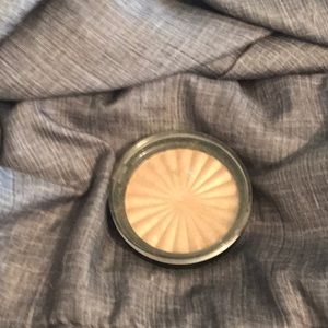 Ofra highlighter